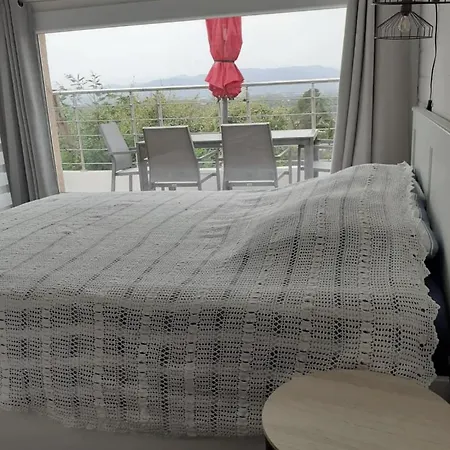 Charmante Maison Provencale A 15 Mn De La Mer, Domaine Du Capitou Avec Piscines